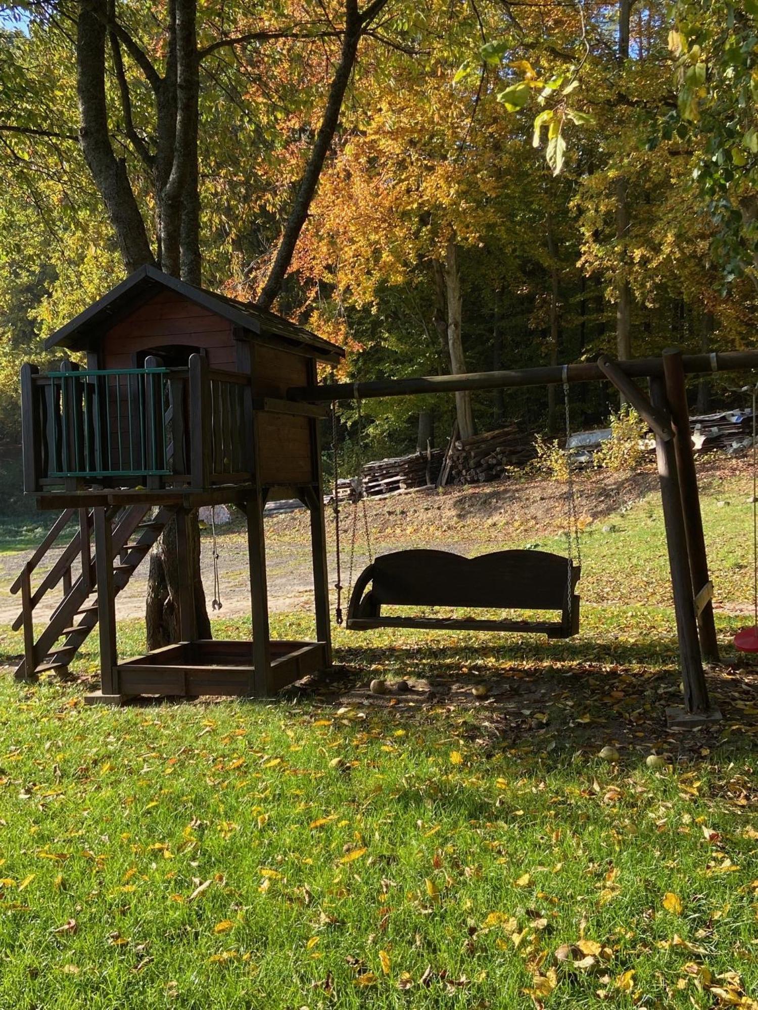 Agrowinnica Borzytuchom エクステリア 写真